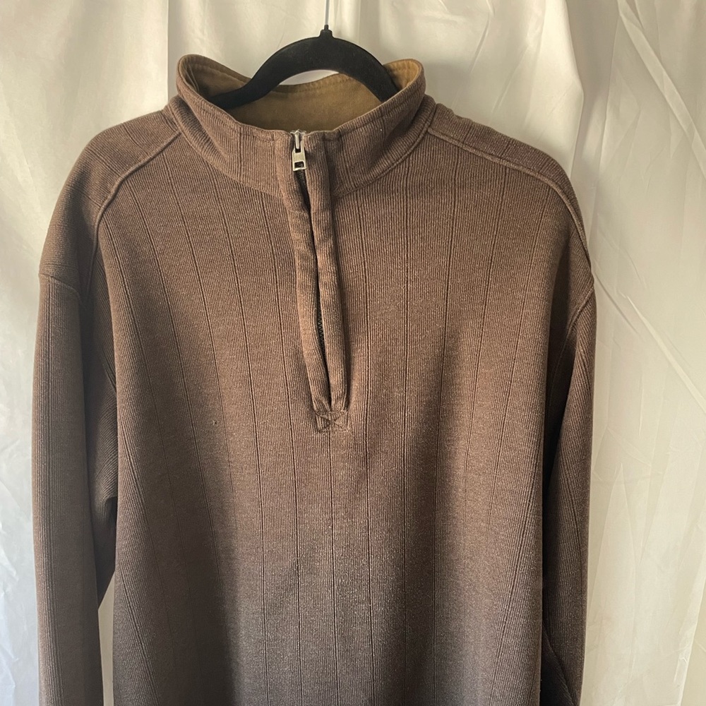 Columbia  quarter zip